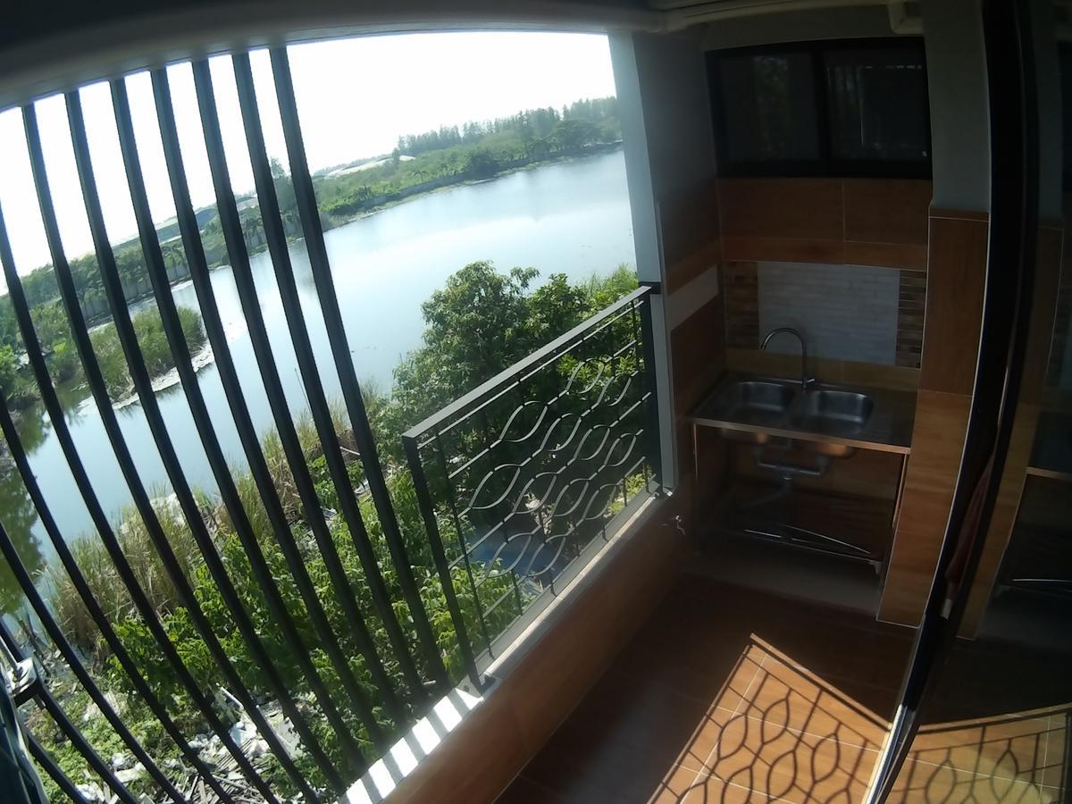Na Siri Lake View Samut Prakan Bagian luar foto